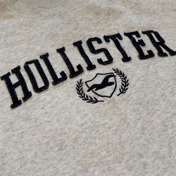 Hollister Sweatshirt Womens M Pullover Crewneck Spell Out Grey - Picture 2 of 9